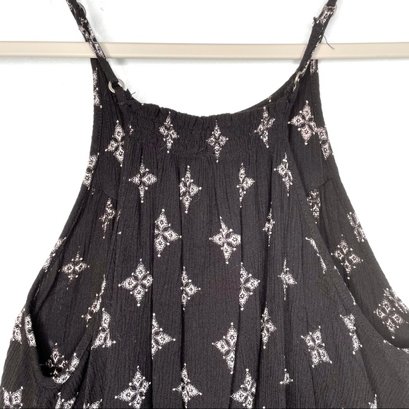 3/$25 Aeropostale Black Diamond Racerback Rayon Cropped Swing Tank Women’s Small - Picture 6 of 11